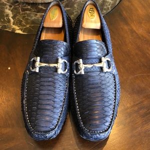 Salvatore Ferragamo blue python drivers, no insole